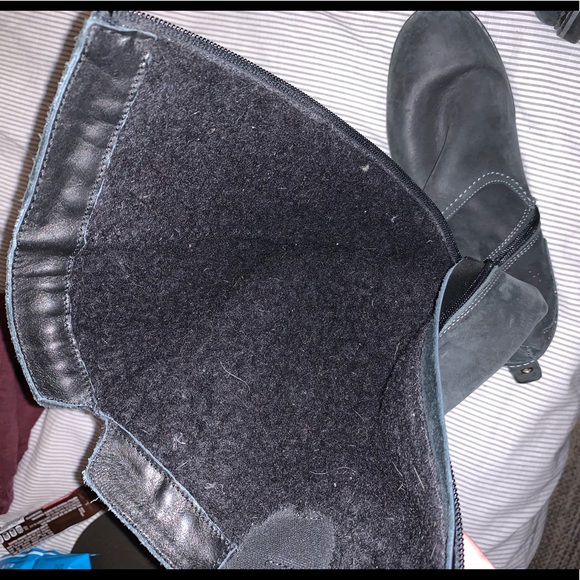 Leather Winter Boots - Picture 4 of 6